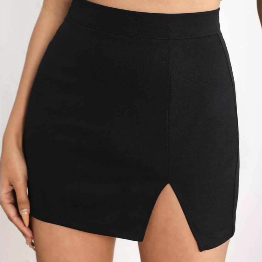 Black High Waist Slit Skirt